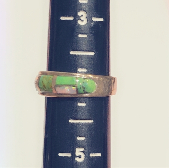 Zuni Native American Opal Inlay Sterling Gemstone Ring SZ 4 - Picture 3 of 3